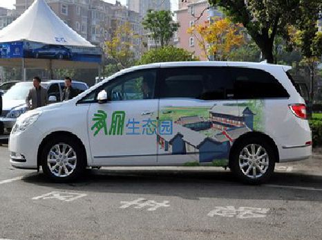 太和户外车贴喷绘如何保持效果?